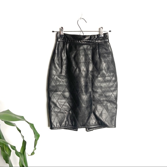 Danier Dresses & Skirts - Danier┃Diamond Quilted 100% Leather Pencil Skirt